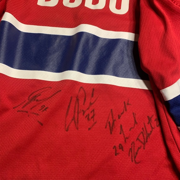 🔥 Canadian jersey sweater signed🔥 - Picture 10 of 11